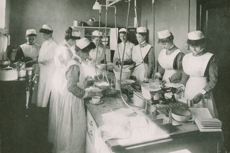 The Early IU Nurses of WWI : Pride of IU Stories: My IU: Indiana University